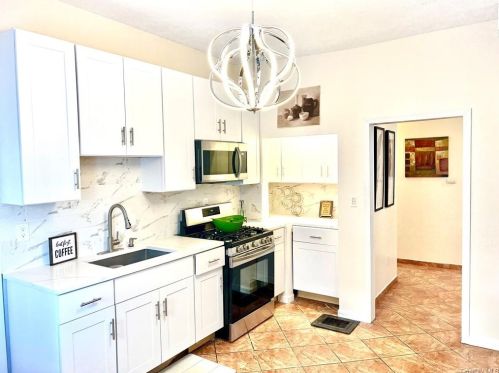 41 Houston Ave, Middletown NY 10940-4126 exterior