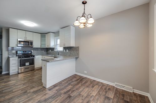 8225 Agatite Ave, Chicago IL  60706-4317 exterior