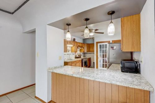 3030 15 Pl, Milwaukee WI 53215-3721 exterior