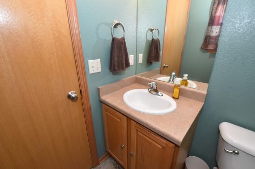 8465 Westminster Dr, Sturtevant WI 53177-2835 exterior