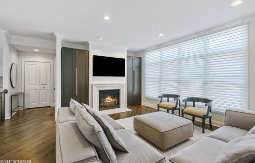 1802-A Diversey Pkwy, Chicago IL exterior