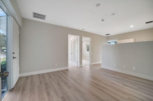 3997 5 Ave, Boca Raton FL 33432-6073 exterior