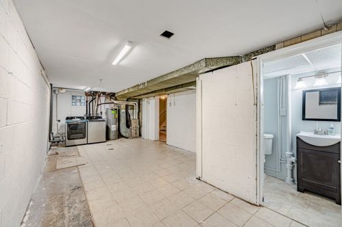 1302 Clark St, Pittsburgh PA  15221-1808 exterior