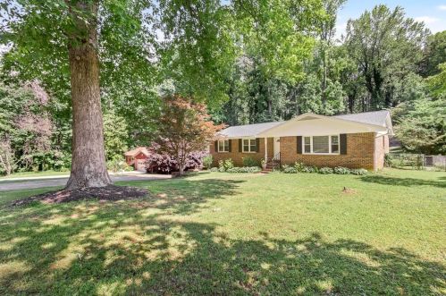 2666 Bluebird Cir, Duluth, GA 30096-3904