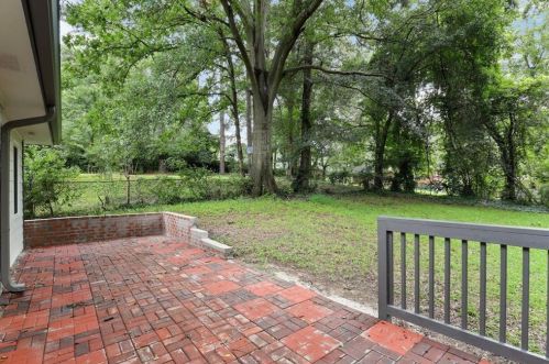 2846 Meadowview Dr, Atlanta GA  30316-4358 exterior