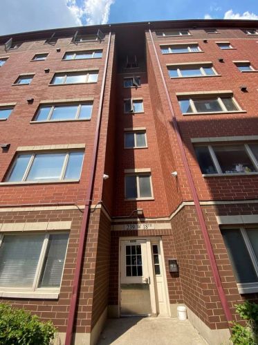 239 18th St, Chicago, IL 60616-5224