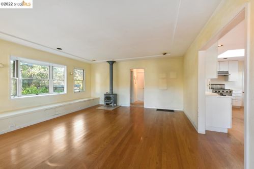 422 Colusa Ave, Berkeley CA 94707-1545 exterior