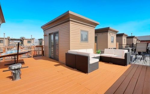 648 Oak St, Chicago IL  60610-7298 exterior