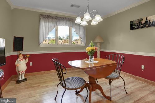 181 Primrose Ln, Hanover PA 17331-5211 exterior