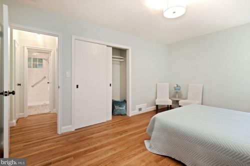 10 Eastmoor Dr, Silver Spring MD  20901-1935 exterior