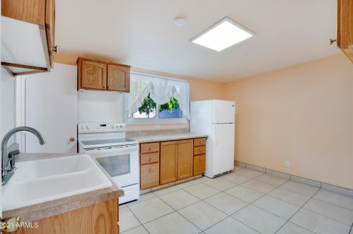 12436 23rd St, Phoenix AZ 85022-5816 exterior