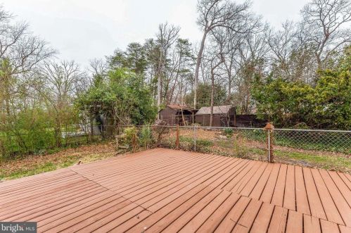 4000 Javins Dr, Alexandria VA  22310-2037 exterior