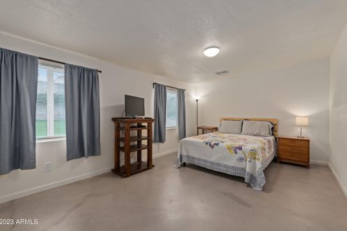 2231 Acoma Dr, Phoenix AZ  85022-4101 exterior