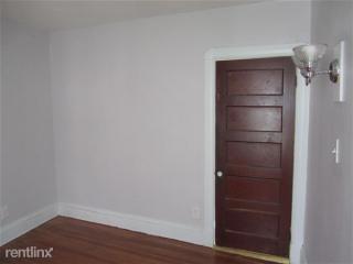 34 Canal St, Chicopee, MA 01013-2646