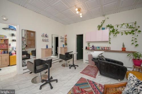 113 Walnut St, Lancaster PA 17602-2451 exterior