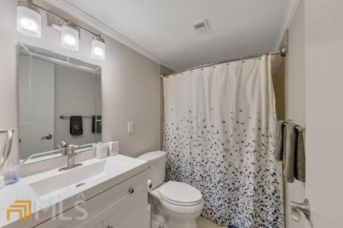 161 Lablanc Way, Atlanta GA  30327-1082 exterior