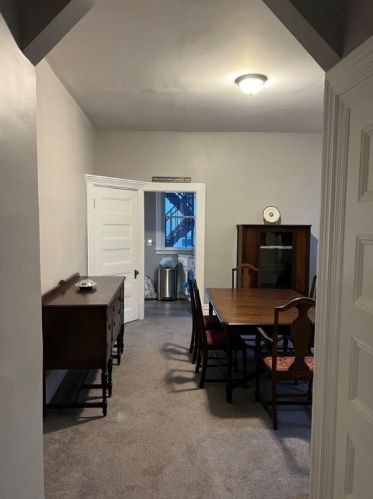 440 Forest Ave, Pittsburgh PA  15202-3202 exterior