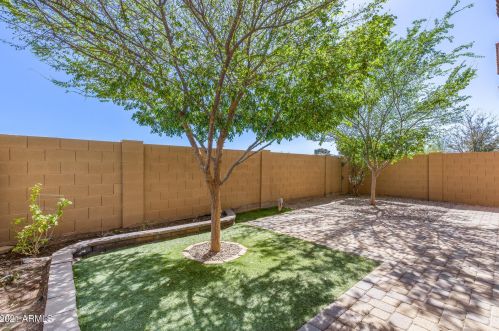 4831 4 Ave, Phoenix AZ 85041-5745 exterior