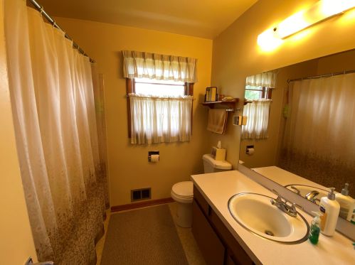 1382 Marlboro Rd, Meskegon MI 49441-3816 exterior