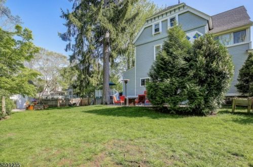 615 Ridgewood Rd, Maplewood NJ 07040-2544 exterior