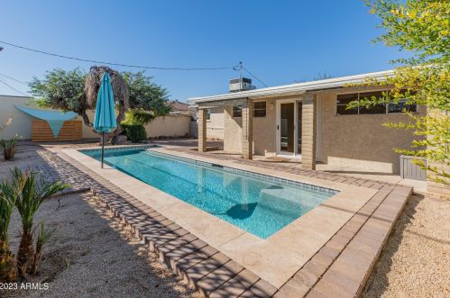 7025 22 Dr, Phoenix AZ 85023-2101 exterior