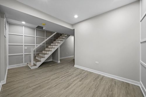 1933 Ohio St, Chicago IL 60624-1047 exterior