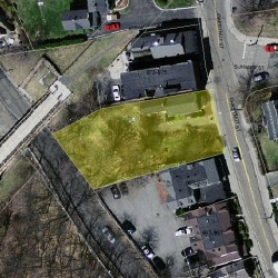 981 Chestnut St, Newton MA  02464-1101 aerial view
