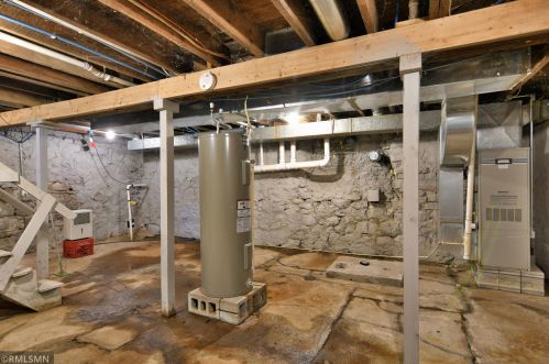 2806 14 Ave, Canton WI exterior