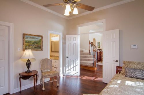 7203 Abrams Pl Ct, Dallas TX 75231 exterior