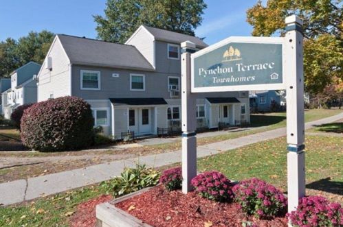 101 Lowell St, Springfield MA  01107-1446 exterior