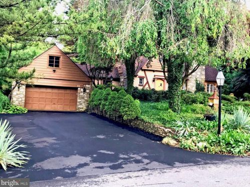 55 Gravel Hill Rd, Huntingdon Valley, PA 19006-1407