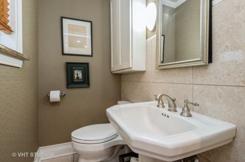 6283 Cicero Ave, Chicago IL 60646-4917 exterior