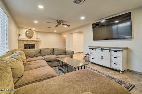 14069 34th Way, Phoenix AZ  85032-5311 exterior