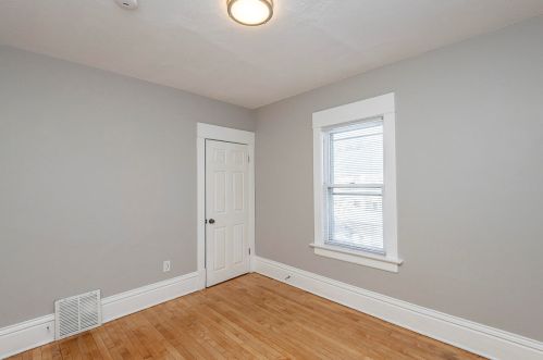 3812 Roberts St, Milwaukee WI  53208-1841 exterior