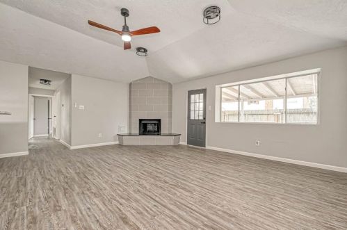 6022 Thom Rd, Humble TX 77346-2764 exterior