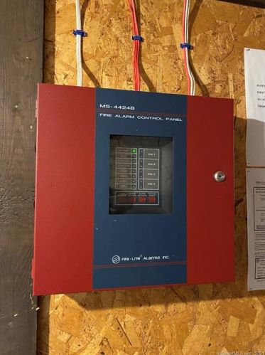 44 Wilcox St, New Britain CT 06051-1209 exterior