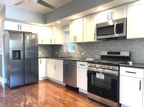 5150 Paulina St, Chicago IL  60640-2742 exterior