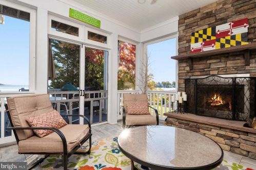 3717 Parke Dr, Edgewater MD 21037-4115 exterior