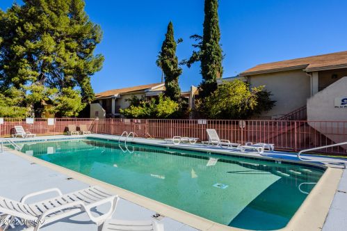 1600 Wilmot Rd, Tucson AZ  85712-4423 exterior