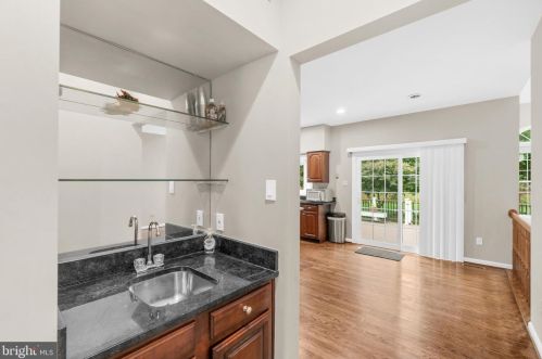 10158 Bracken Dr, Ellicott MD  21042-1675 exterior