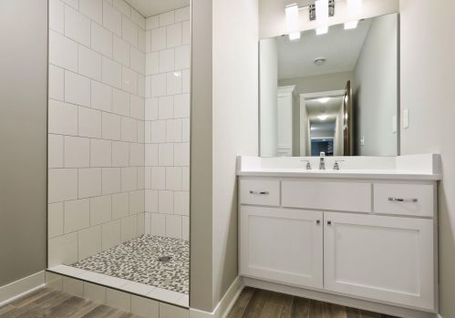 115 Greenwood St, Saint Paul MN 55115-2247 exterior