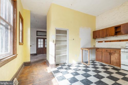 4510 Chester Ave, Philadelphia PA 19143-3706 exterior