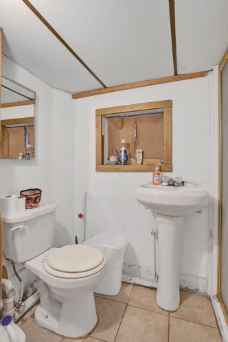 1920 Rockwell St, Chicago IL 60647-4245 exterior