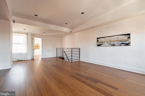 827 28th St, Philadelphia PA  19130-1724 exterior