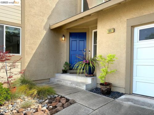 1807 Evalane Way, Concord, CA 94519-2356