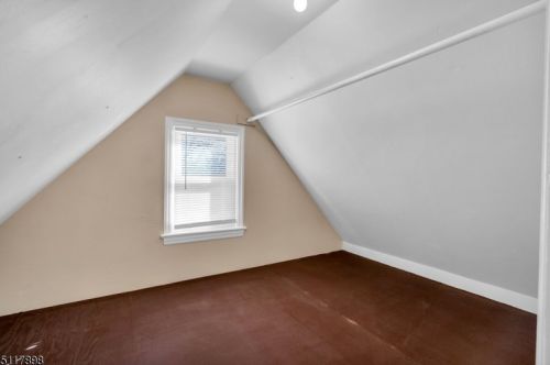 25 Morgan Ln, Bridgewater NJ 08807-3007 exterior