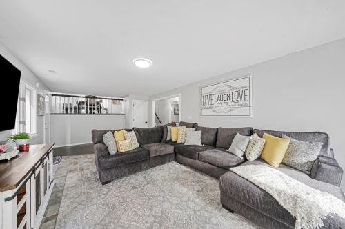 6729 64th Pl, Chicago IL  60638-4837 exterior