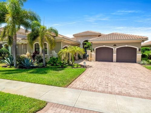 3251 Atlantic Cir, Naples, FL 34119-8641