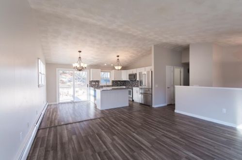 445 Central Ave, Providence RI 02919-3108 exterior