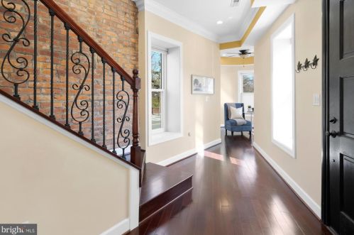 616 M St, Washington DC 20002-3425 exterior